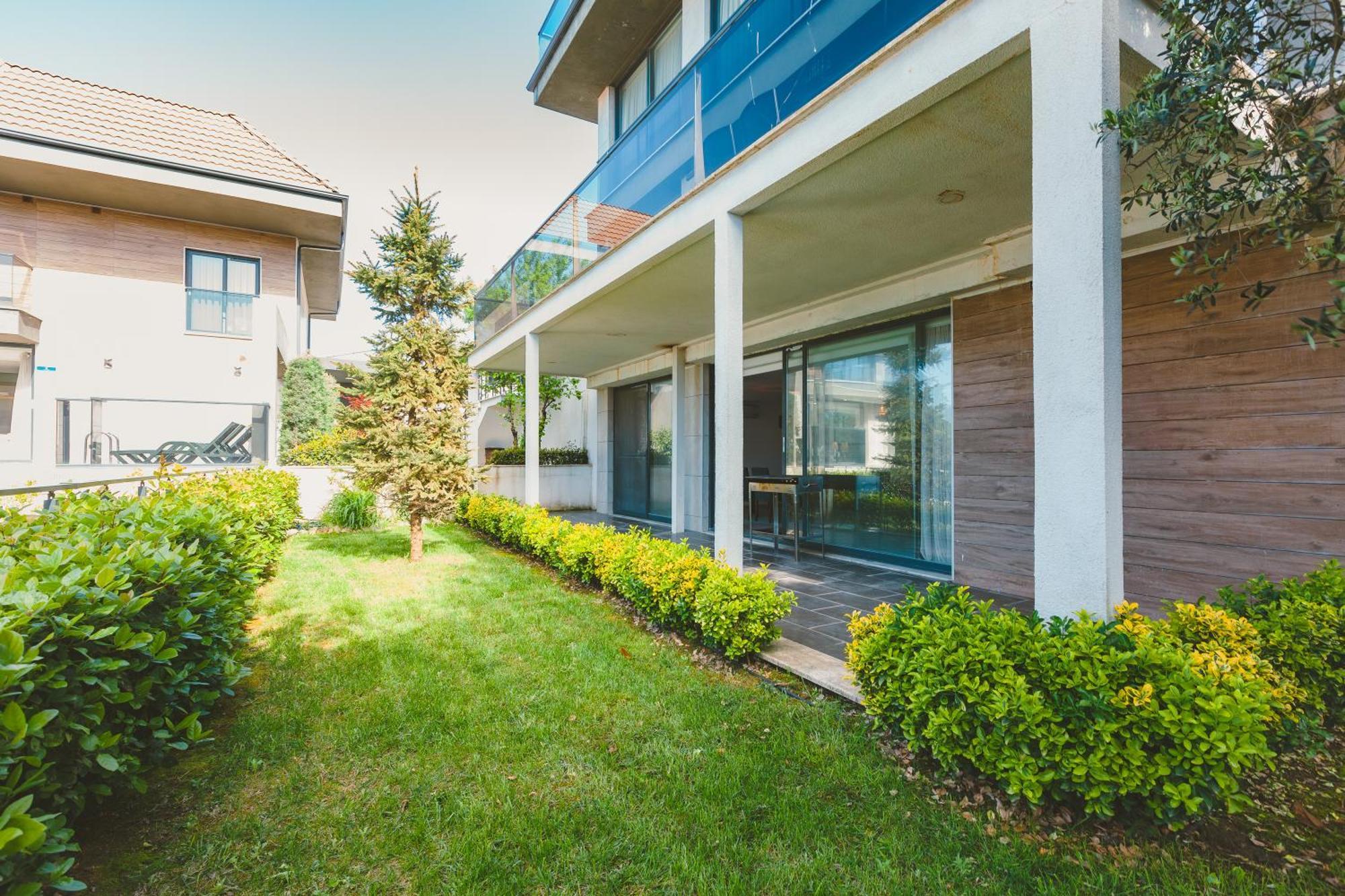 Royal Blue Istanbul - Luxury Villas Exteriör bild