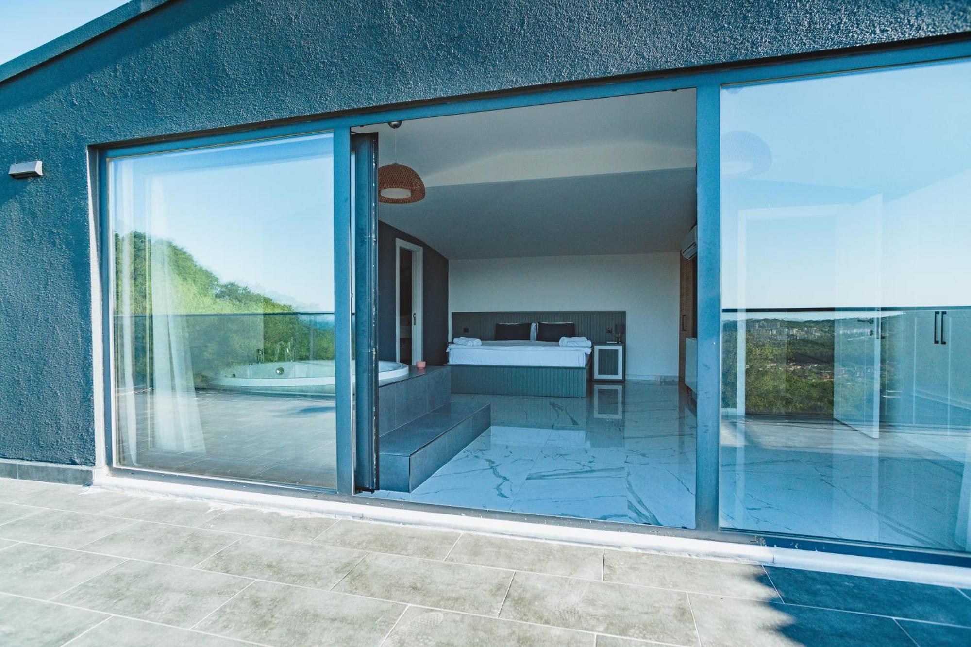 Royal Blue Istanbul - Luxury Villas Exteriör bild