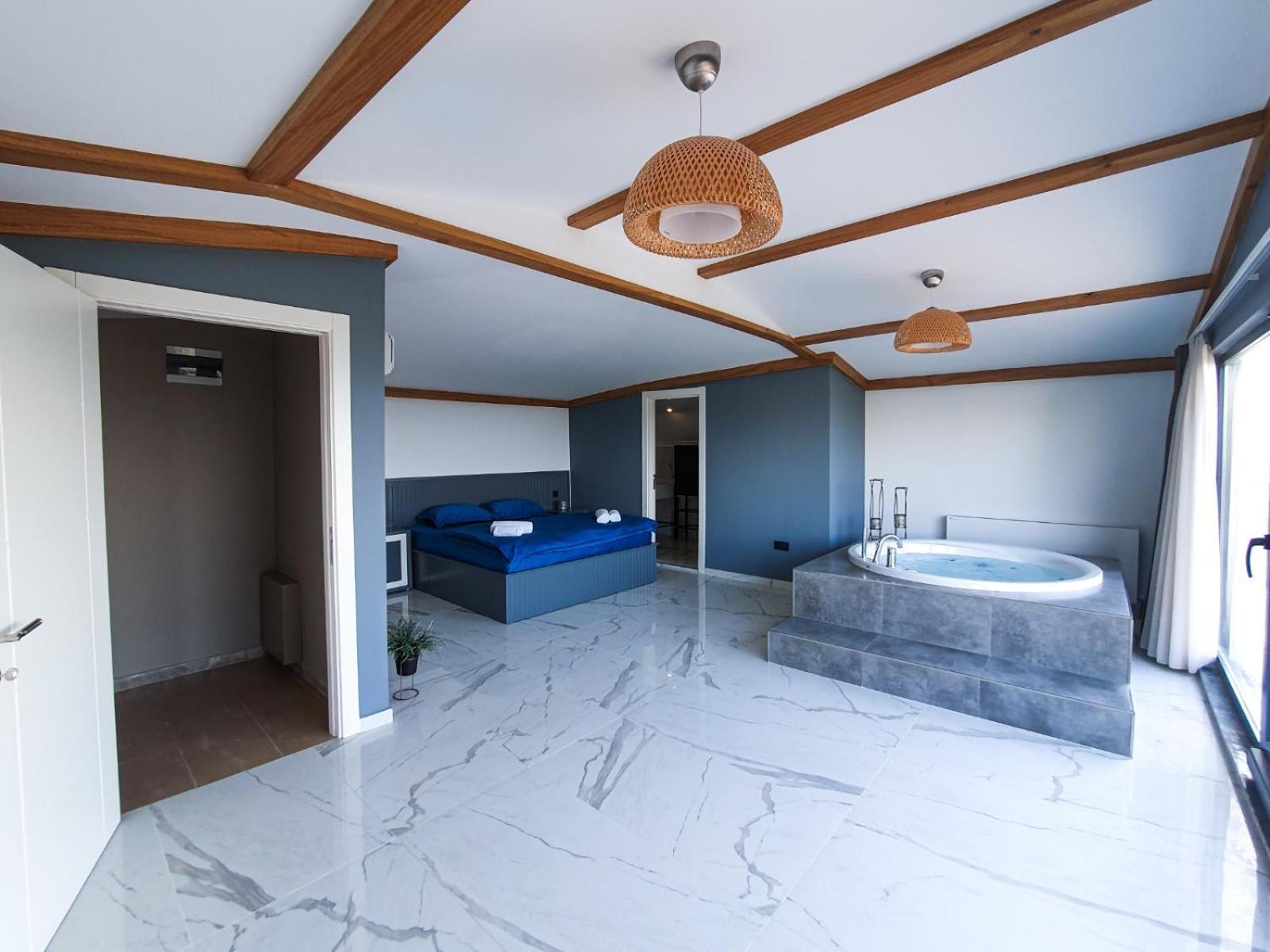 Royal Blue Istanbul - Luxury Villas Exteriör bild
