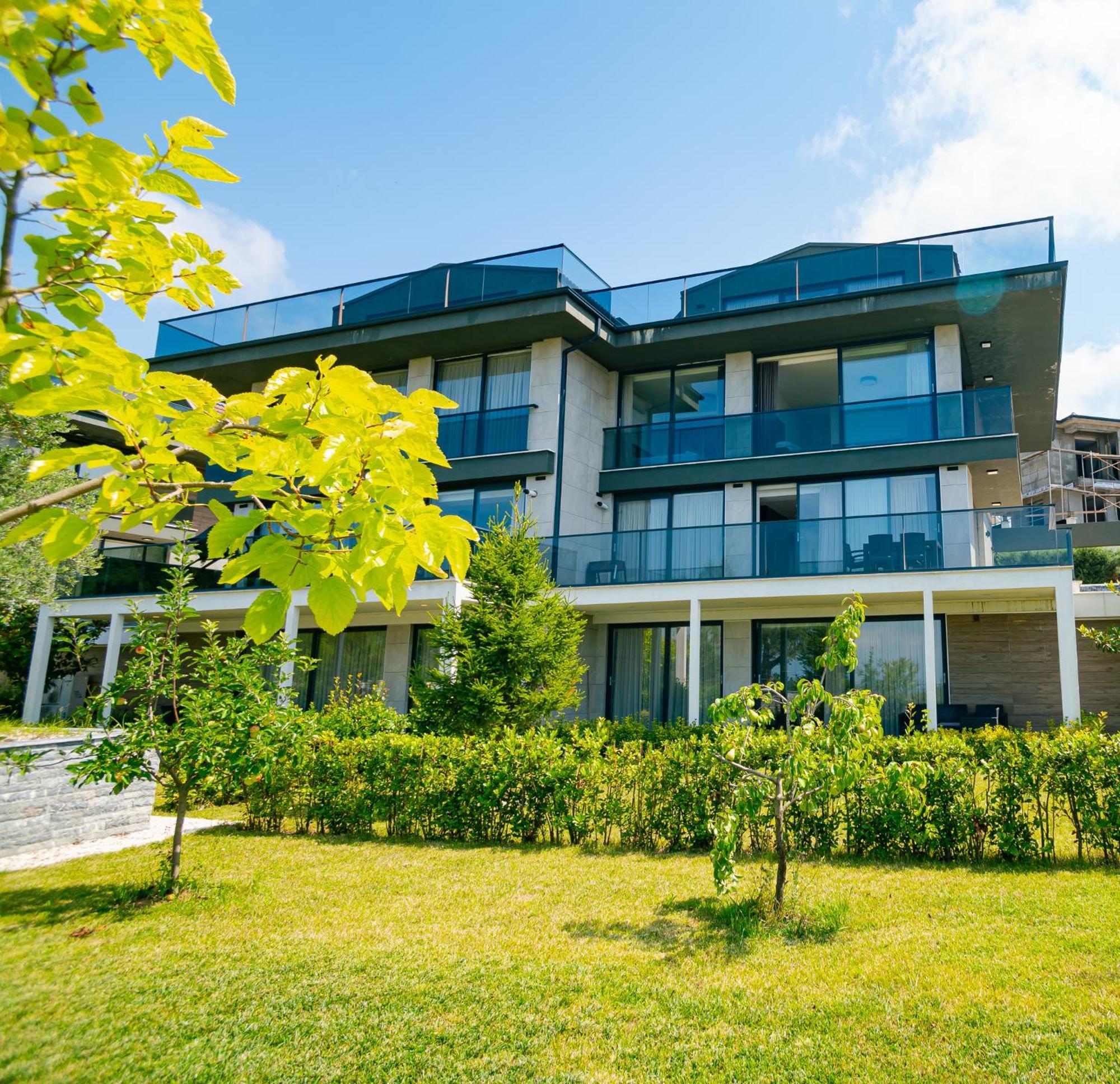 Royal Blue Istanbul - Luxury Villas Exteriör bild